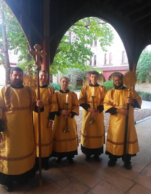 Divine Liturgy at the Seminary and #KnowYourRites (West and East)